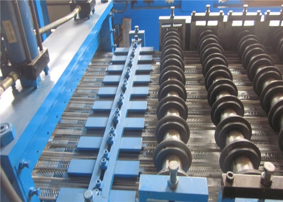 Expanded Metal 0.3mm Rib Lath Machine 100mm Rib Distance For Mesh Making