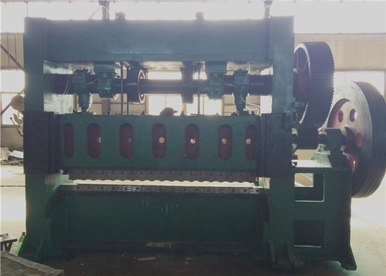 Special Hole Pattern Circular Arc Expanded Metal Mesh Making Machine Type 160